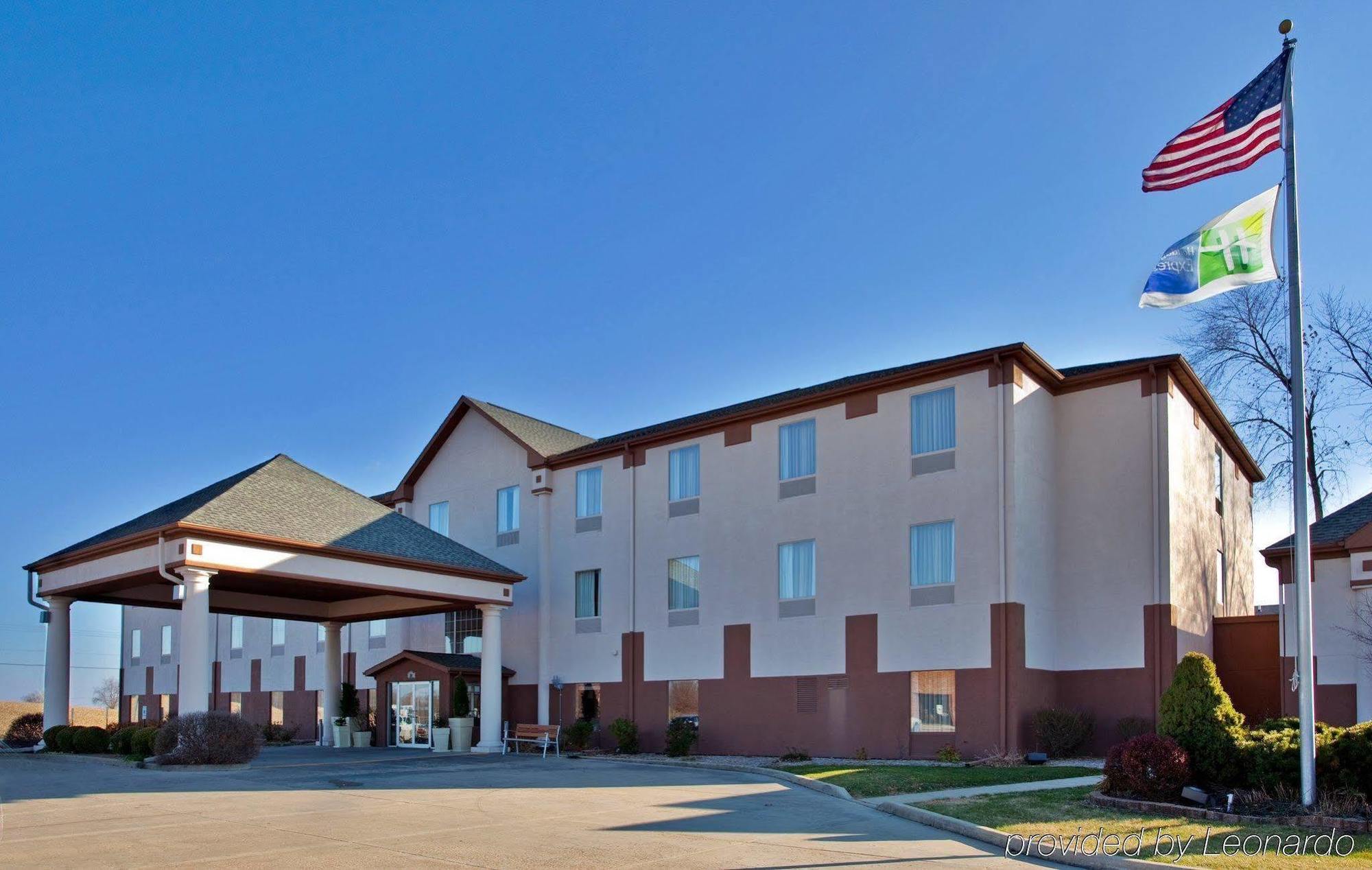 Seasons & Hotel Highland