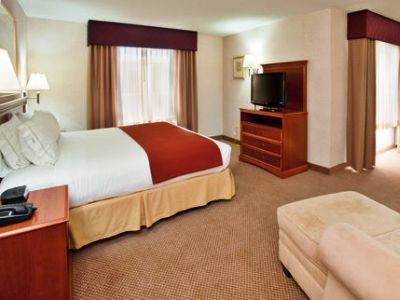 Seasons & Hotel Highland